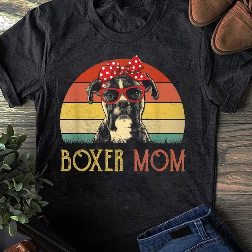 Boxer Mom Shirt Boxer Dog Mom Lover Gift - Picture 1 of 3